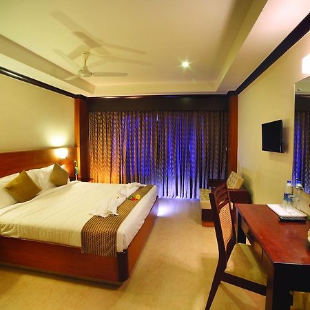 Hotel Zodiac Regency Kollam Exterior foto