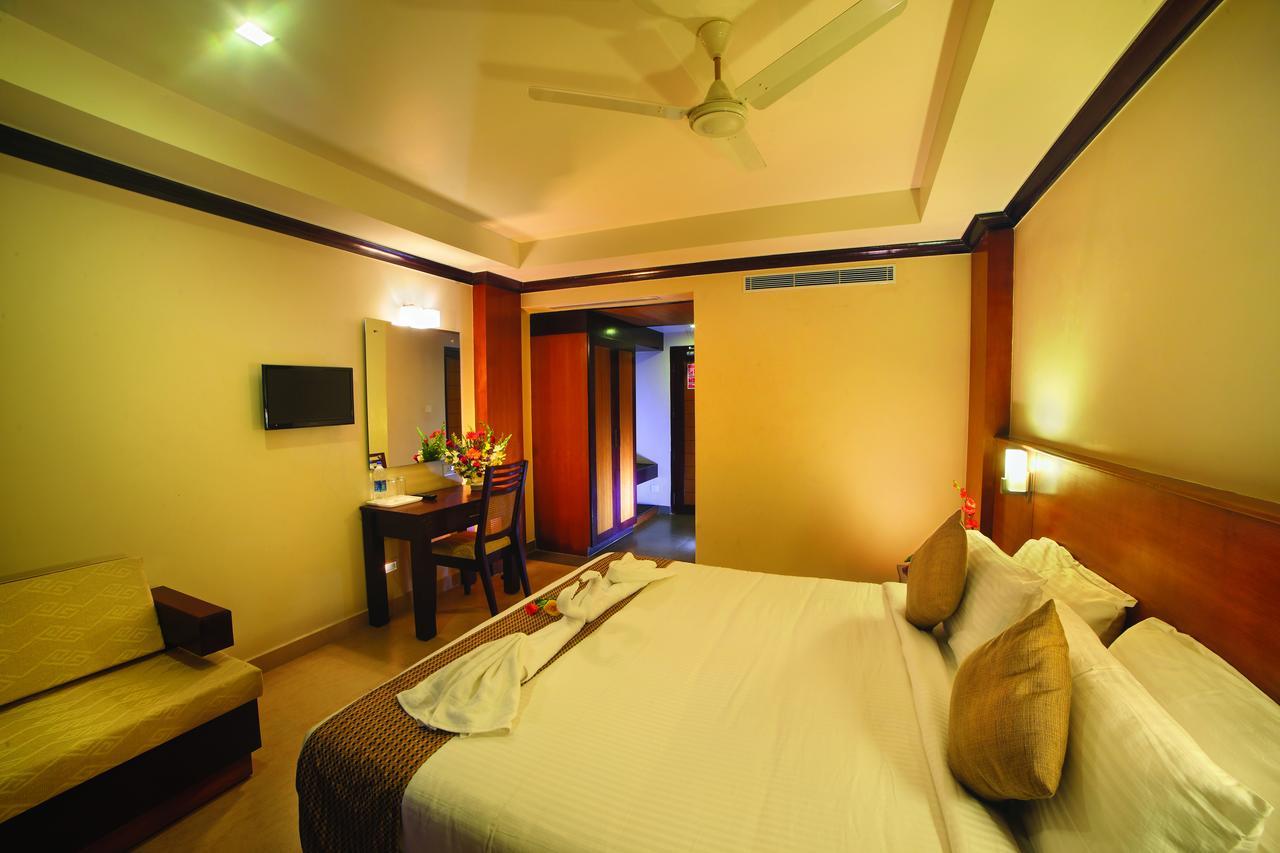 Hotel Zodiac Regency Kollam Exterior foto
