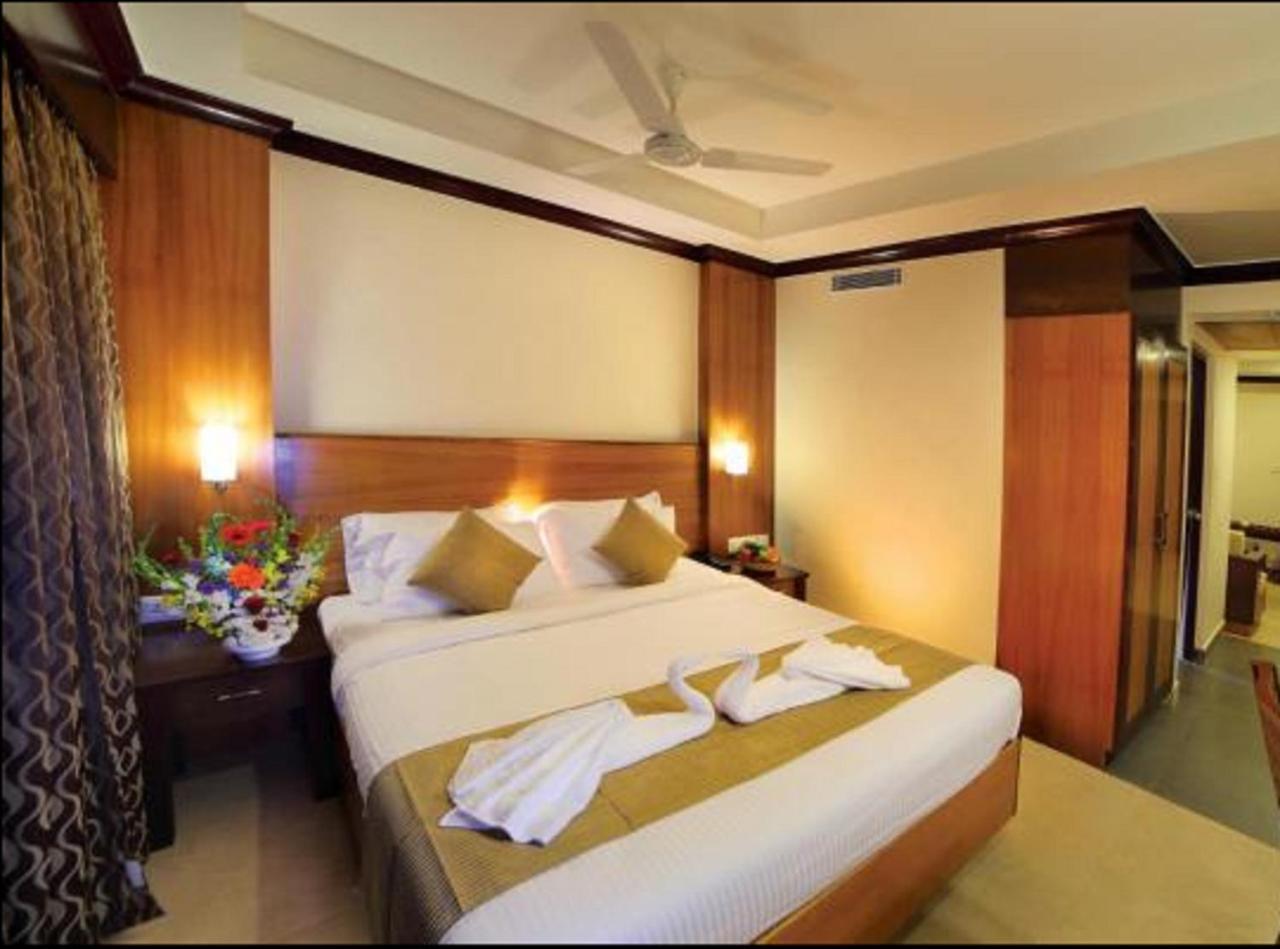 Hotel Zodiac Regency Kollam Exterior foto